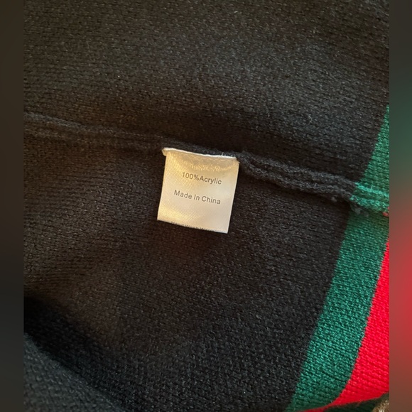 Tuckernuck Camden Black V-Neck Poncho with Red and Green Trim O/S - Picture 7 of 7
